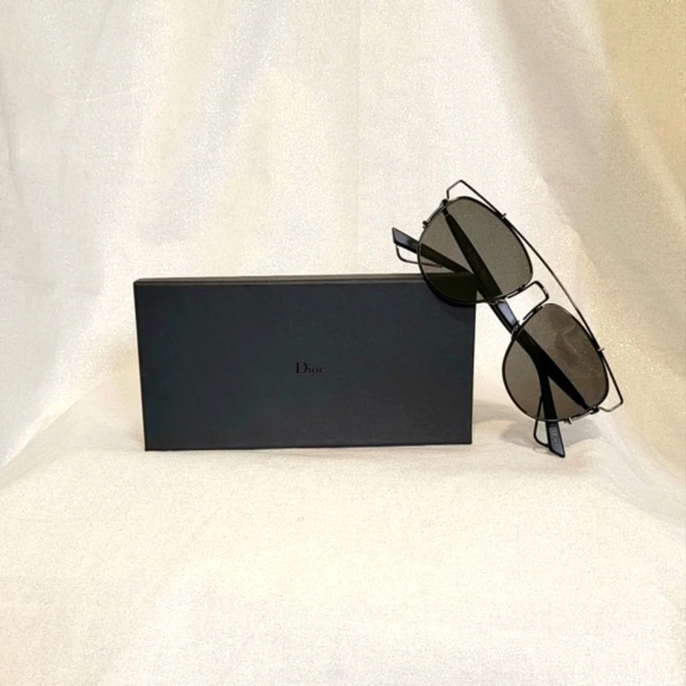 New DIOR Technologic Sunglasses - Picture 7 of 9